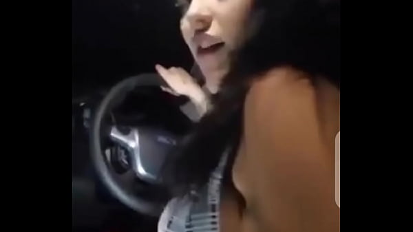 Novinha Dando No Carro