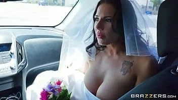 Fodo a ex no casamento do corno