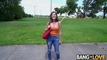 Gostosa da rua dando para desconhecido no xvideos