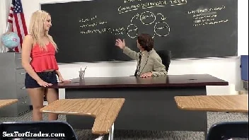 Loiro safada metendo no professor tarado