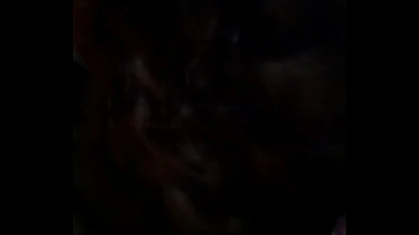 Novinha sentando na pica grossa do comedor