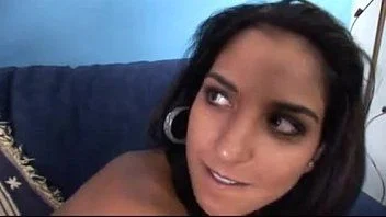 Vadia brasileira leva rola no rabão